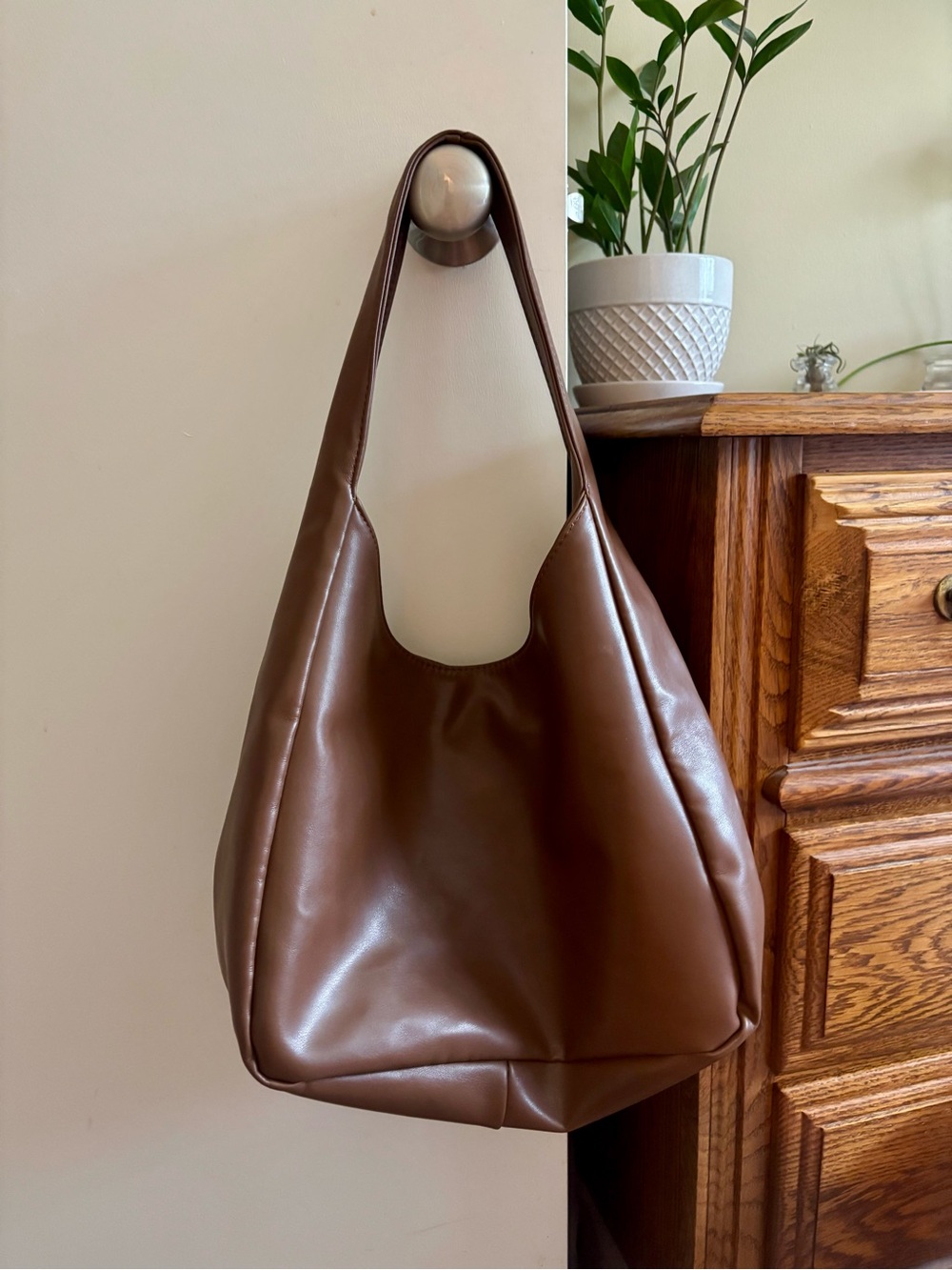 Brown Shoulder Hobo Bag - Women's Everyday Tote - Picture 2 of 3